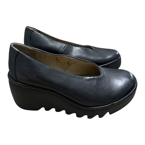 Fly London Beso Wedge Slip-Ons Black Leather 35 5 US - Picture 4 of 10